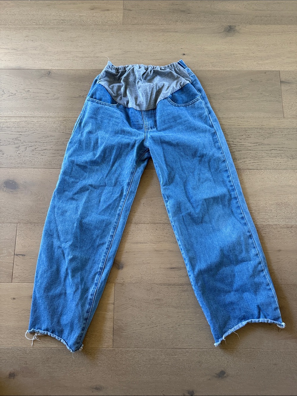 SHEIN Blue Denim Maternity Jeans with Gray Waistband